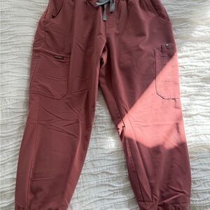 Figs Women’s Mauve Jogger Pants